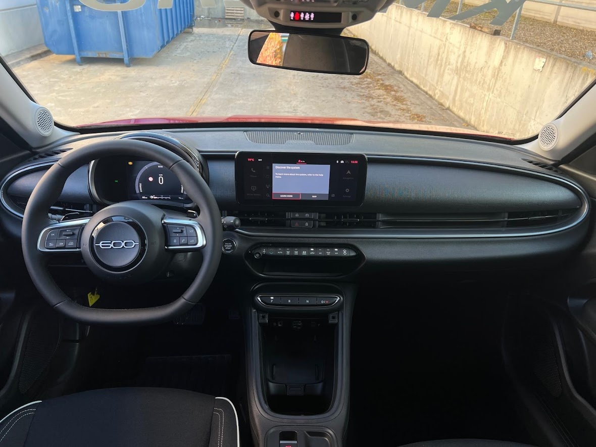 FIAT 600 Hybrid Pop 1.2 Hybrid 145cv Ibrido benzina Aziendale - 5