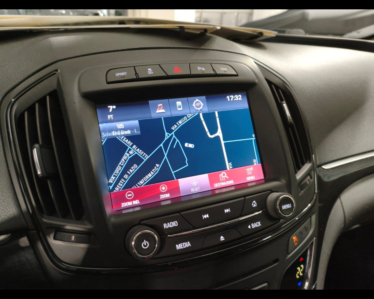 Foto OPEL Insignia Country Tourer 2.0 cdti biturbo 4x4 195cv auto