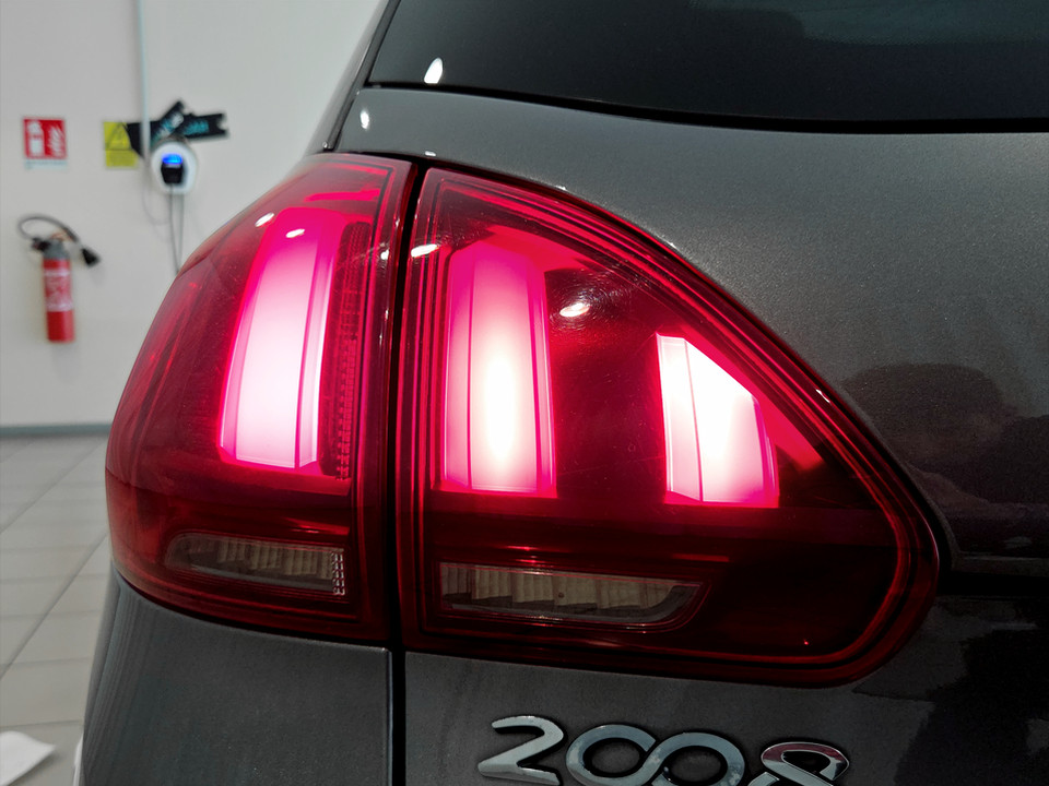 PEUGEOT 2008 1.2 puretech 12v Allure 82cv E6 Benzina usato - 20