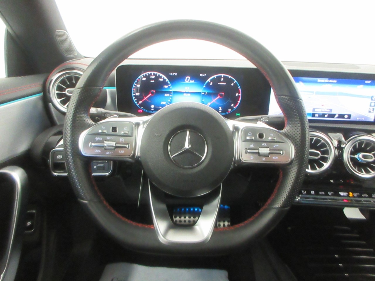 Mercedes CLA Shooting Brake CLA Shooting Brake 220 D Premium 8G-DCT - 17