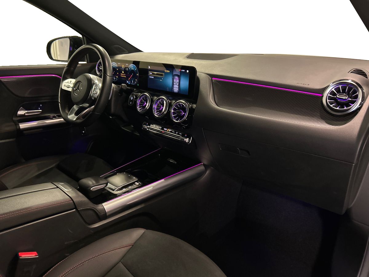 Mercedes GLA GLA 180 D Premium 8G-DCT - 15