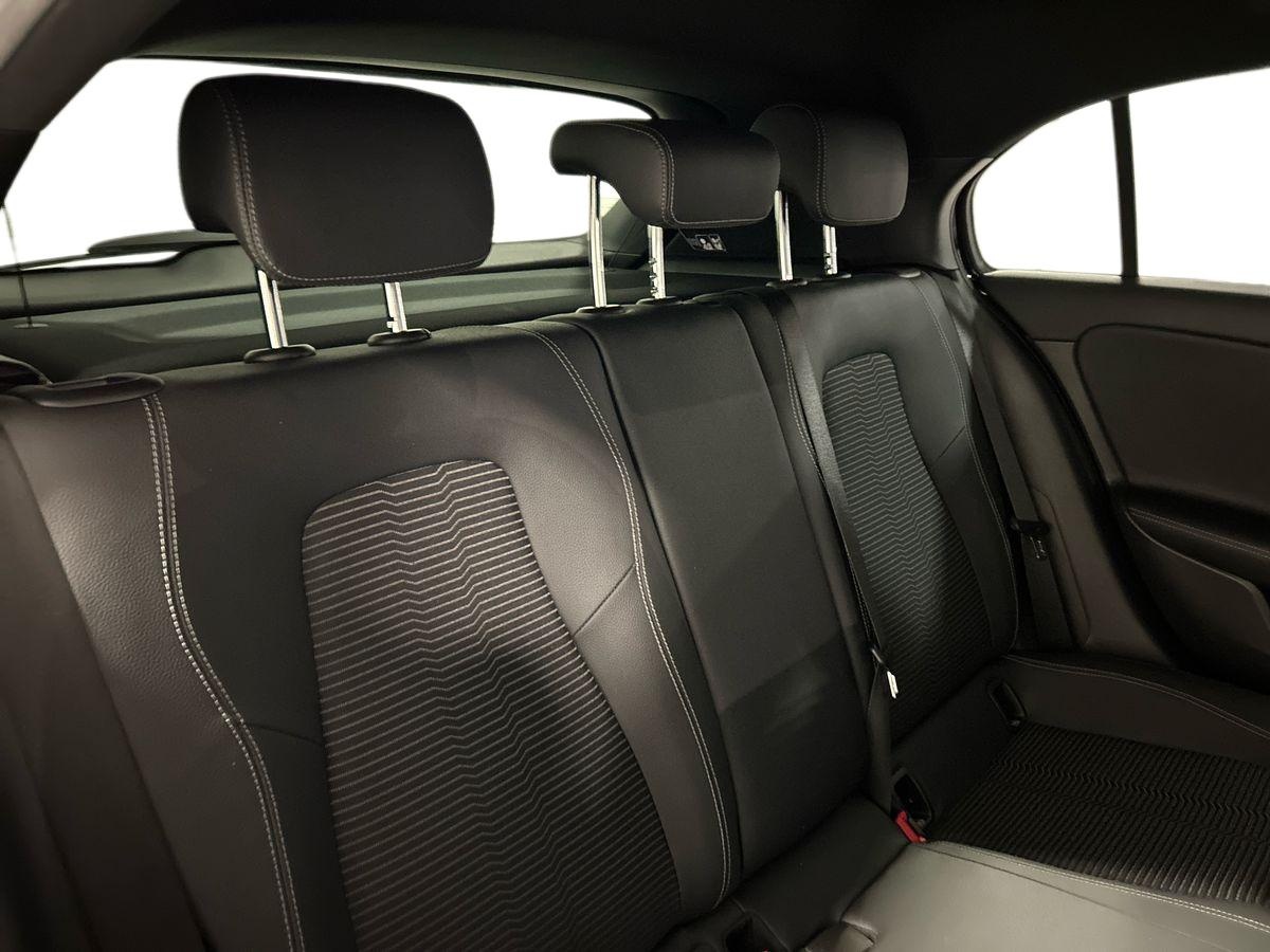 Mercedes Classe A Classe A 180 D Sport Night edition 8G-DCT - 16