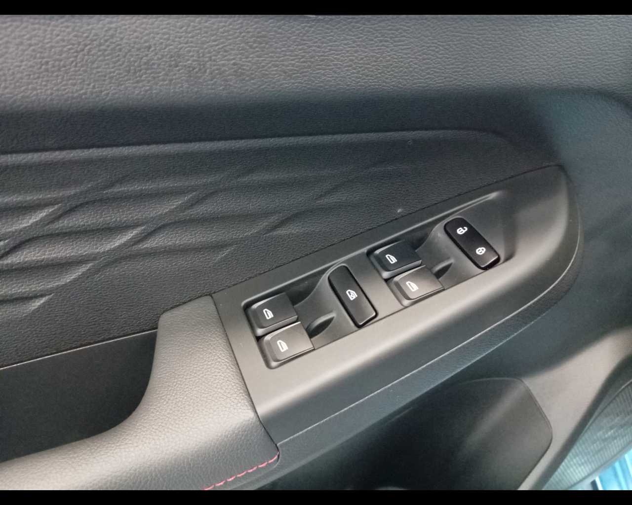 Emc Quattro Nuovo Benzina Quattro San Vendemiano