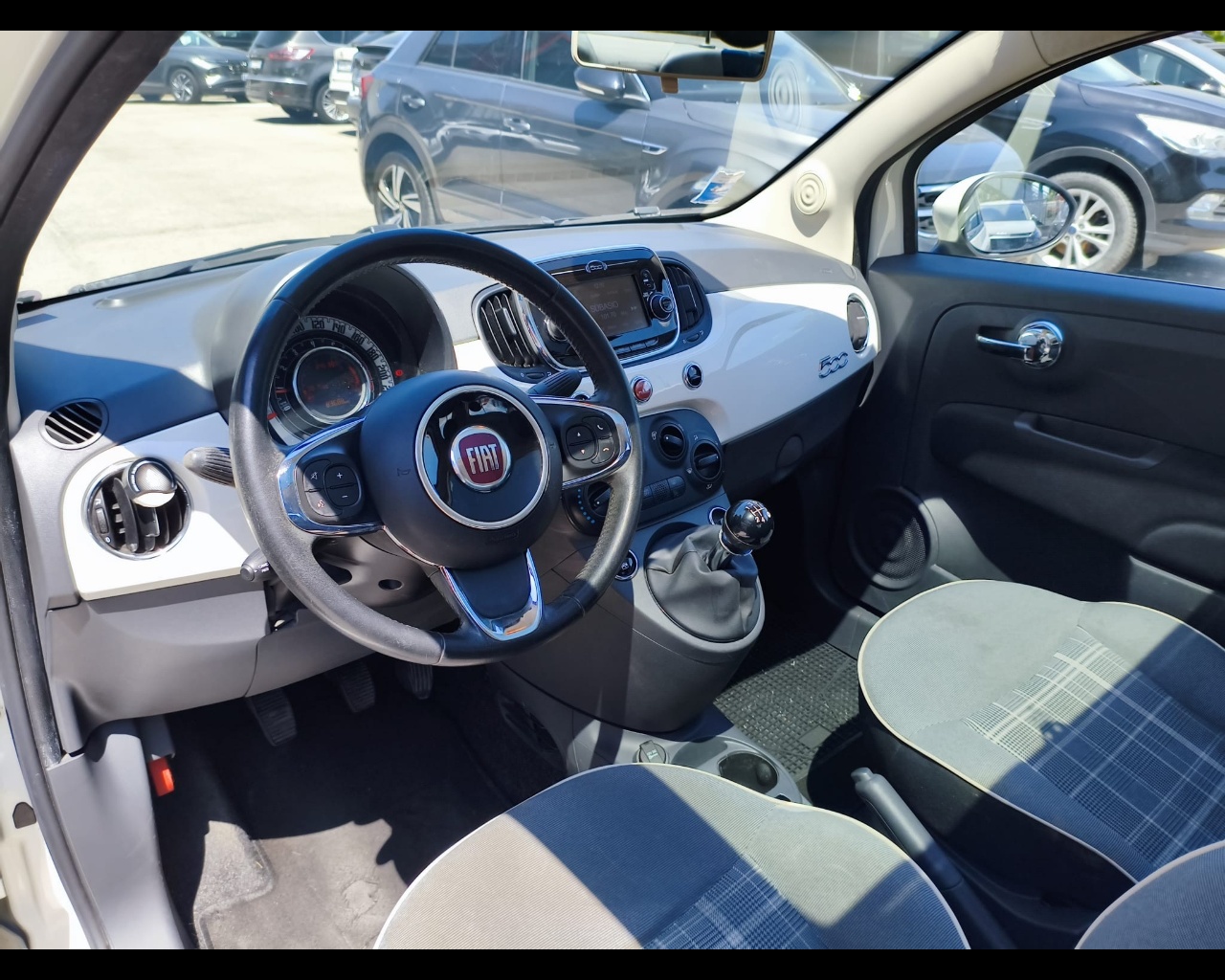 Foto FIAT 500 1.2 Lounge 69cv