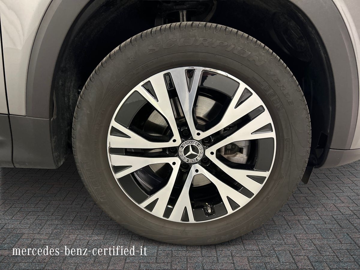 Mercedes GLB GLB 180 D Progressive Advanced 8G-DCT - 17