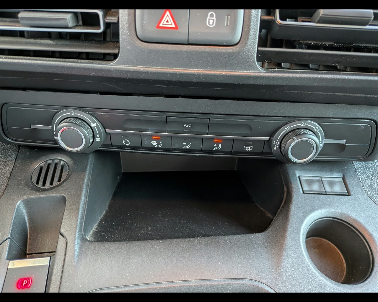 Foto CITROEN Berlingo 1.5 bluehdi M Feel s&s 100cv