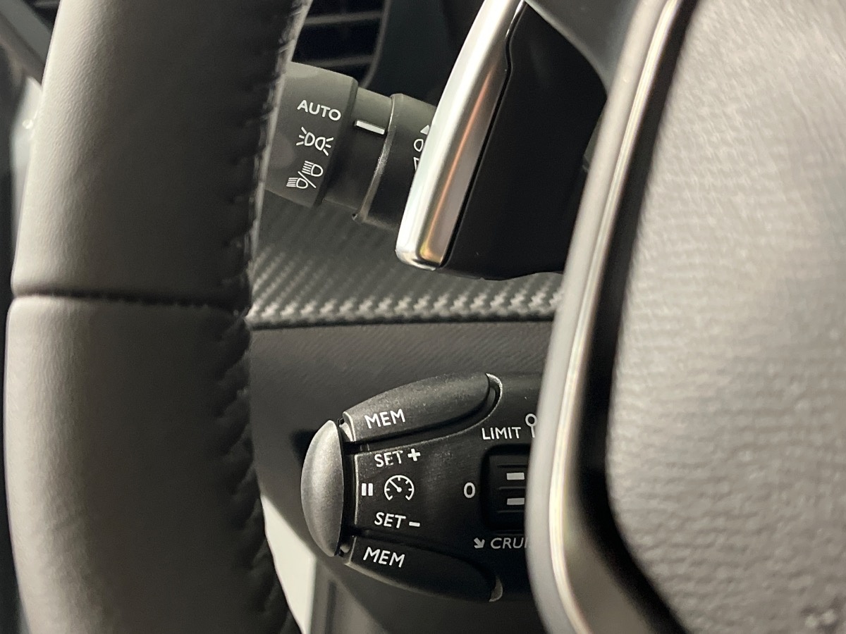 Peugeot 208 Nuovo Ibrido benzina 208 Verona