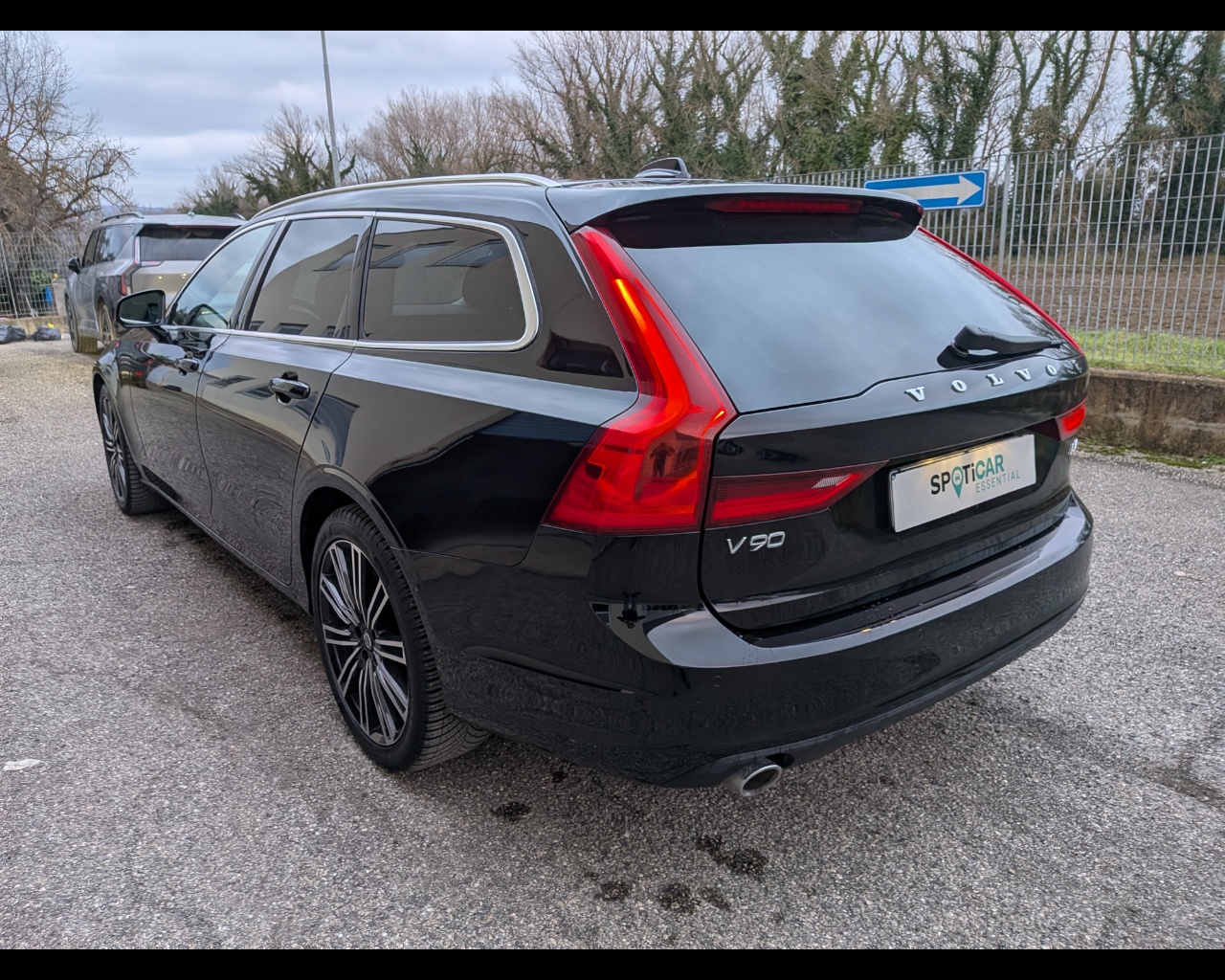 Foto VOLVO V90 2.0 d4 Business geartronic