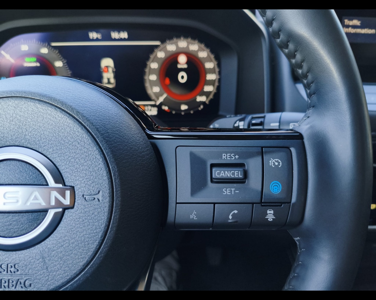 Foto NISSAN X-Trail 1.5 e-power Tekna e-4orce 4wd auto 7p.t