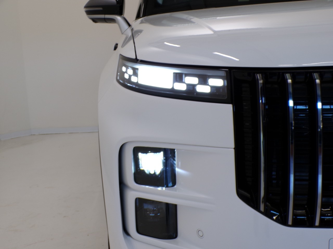 Jaecoo  Jaecoo 7 Super Hybrid 1.5 TGDI Plug-in Premium 2WD - 5