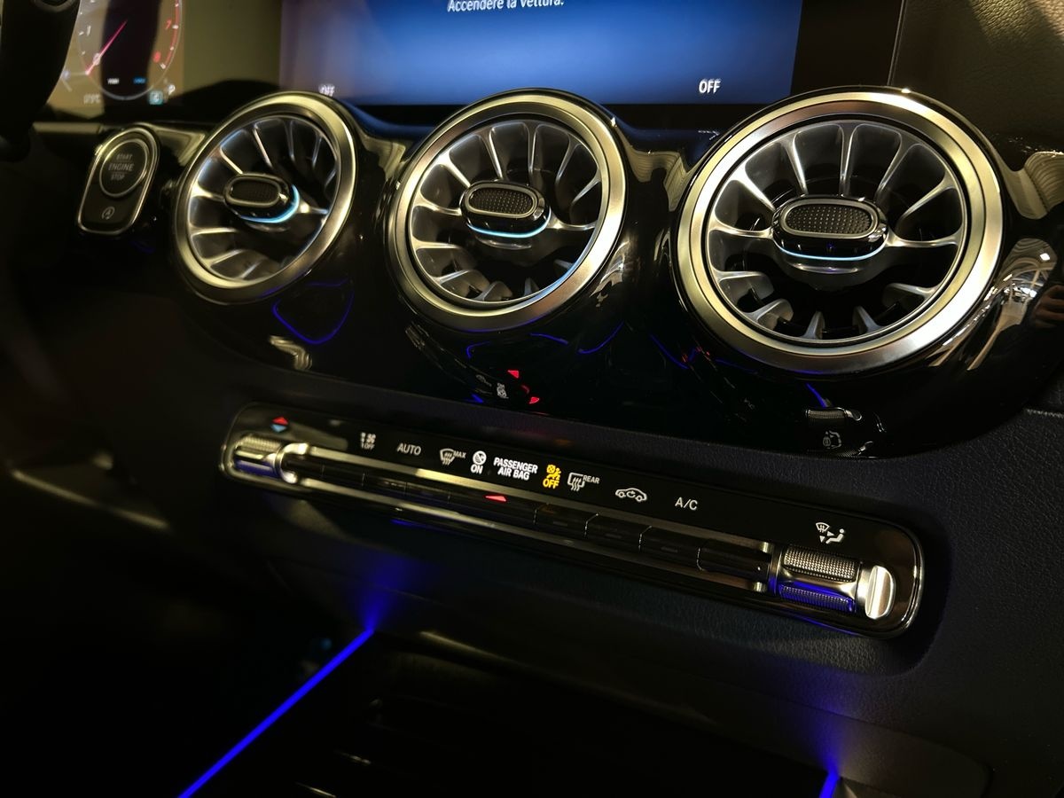 Mercedes GLA GLA 180 AMG Line Advanced Plus 7G-DCT - 14