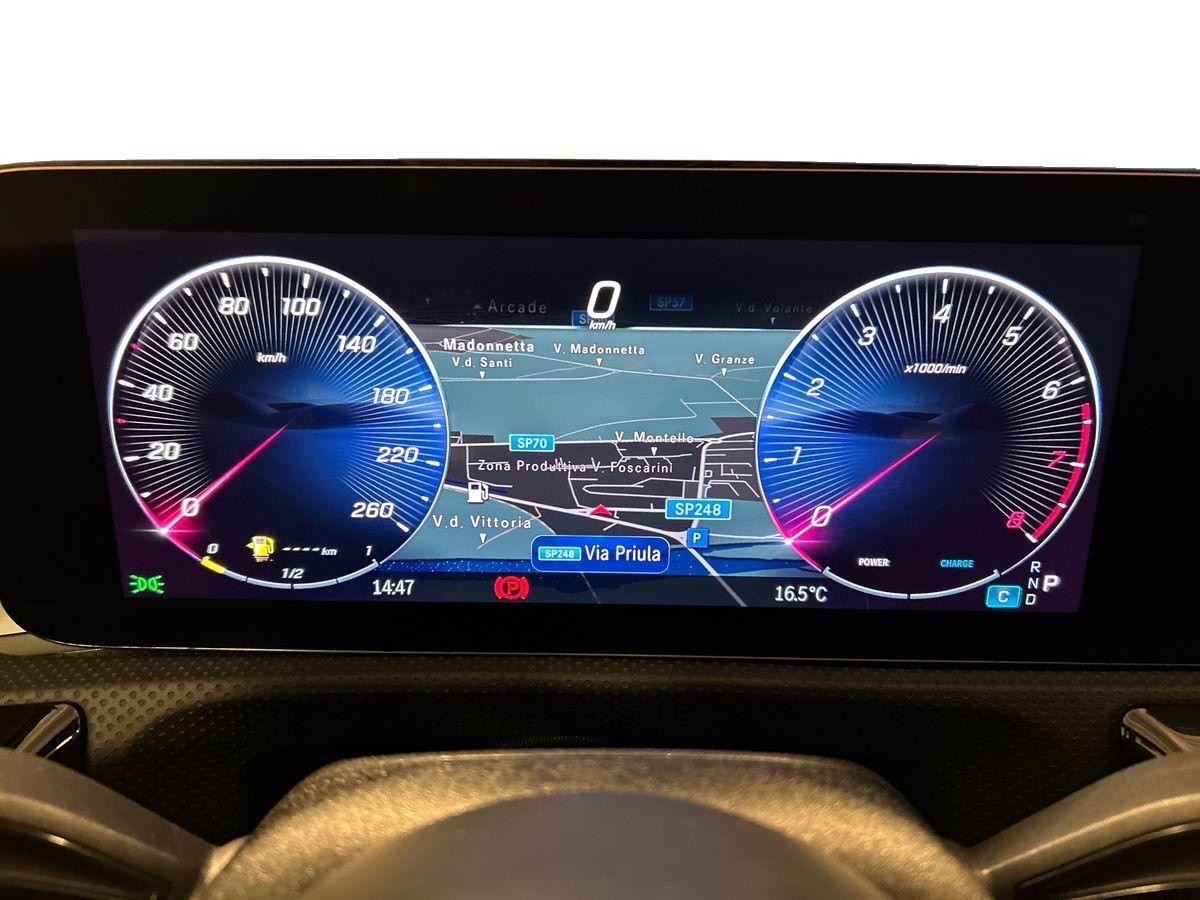 Mercedes  Classe A 180 AMG Line Advanced 7G-DCT - 13