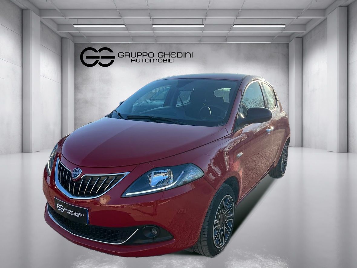 LANCIA Ypsilon 1.0 firefly hybrid Silver s&s 70cv Ibrido benzina Usato