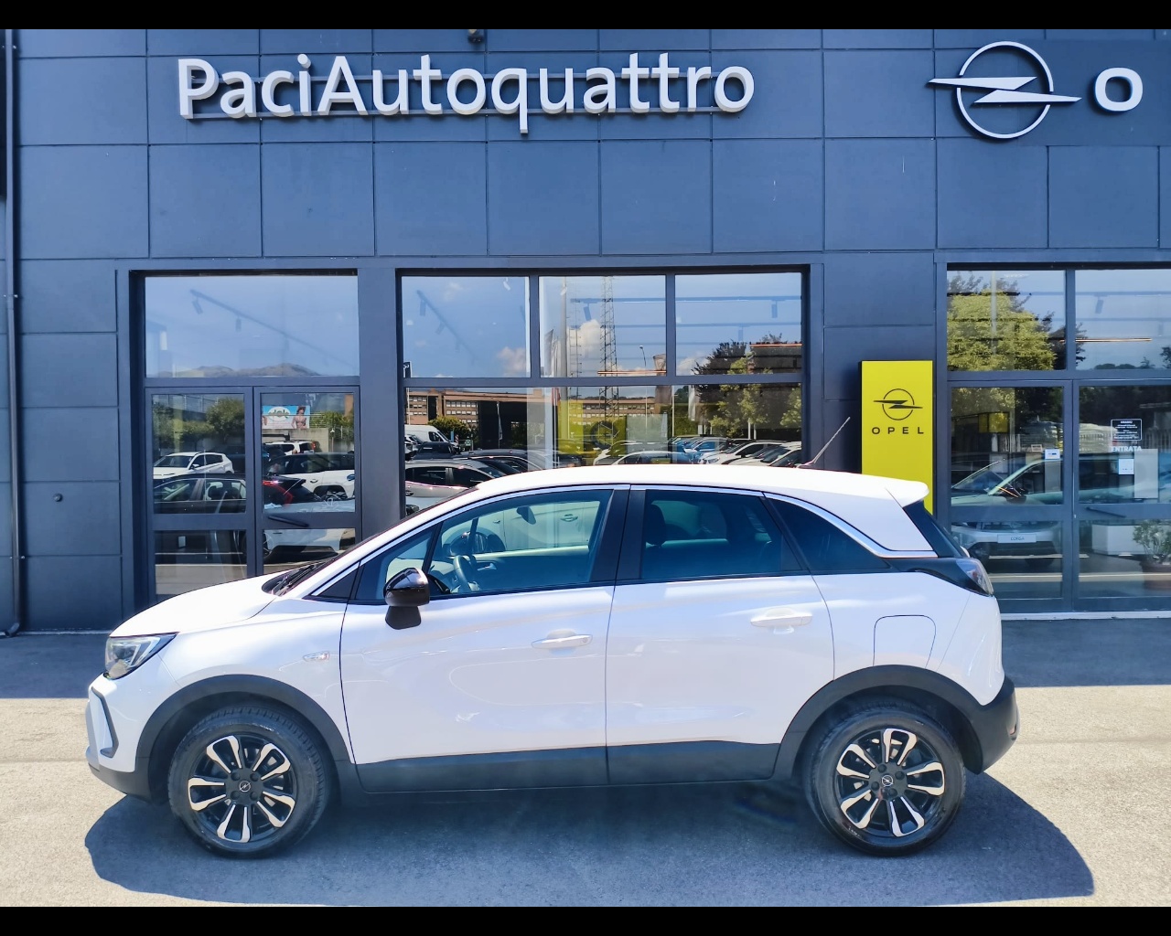 Foto OPEL Crossland 1.2 Elegance s&s 110cv