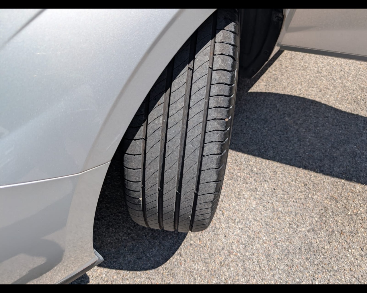 Foto HYUNDAI i20 1.2 Connectline Gpl
