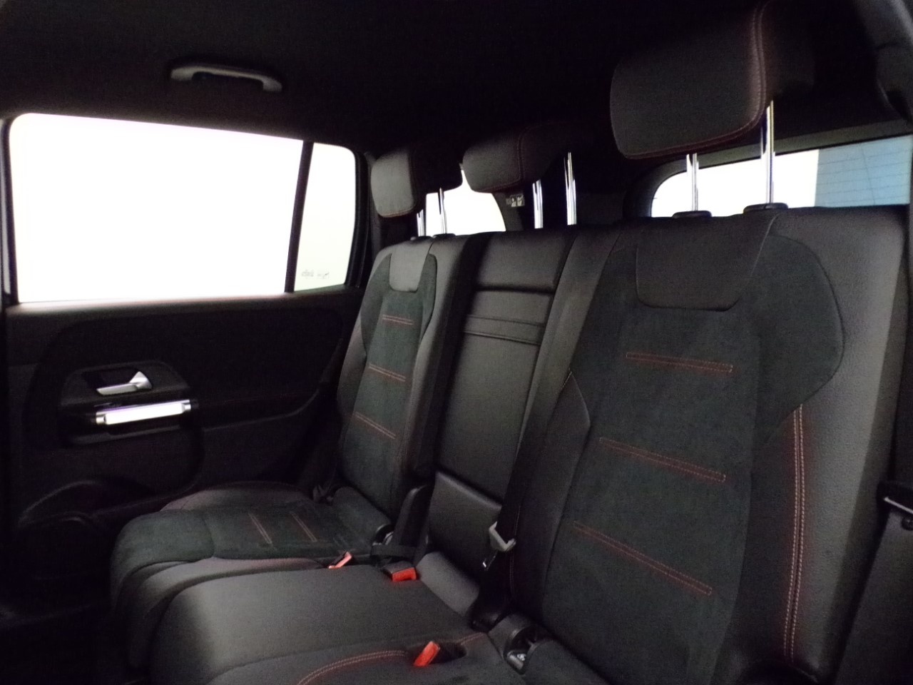 Mercedes GLB GLB 200 D Premium 8G-DCT - 13