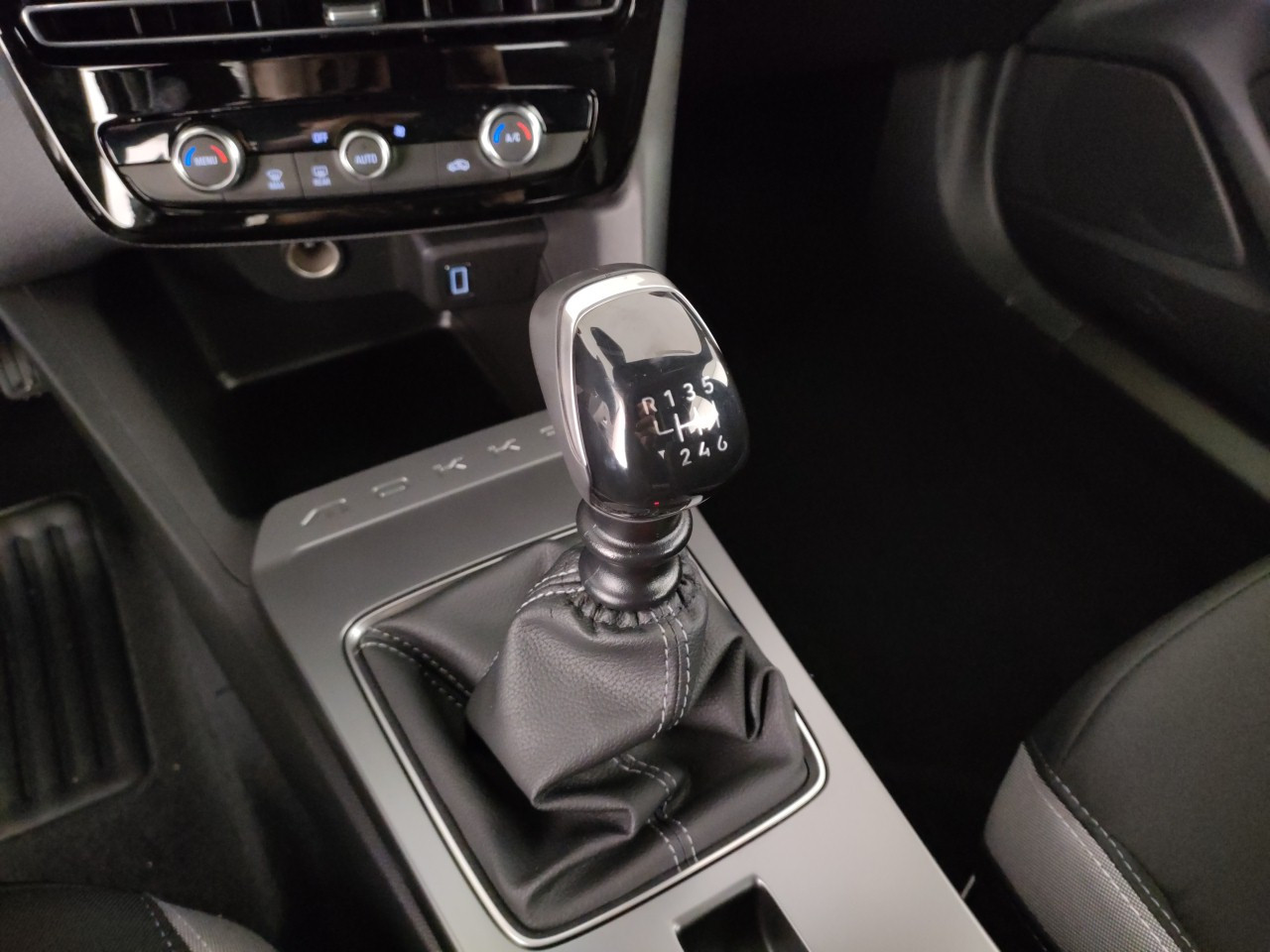 Opel Mokka Nuovo Benzina Mokka Porto Mantovano