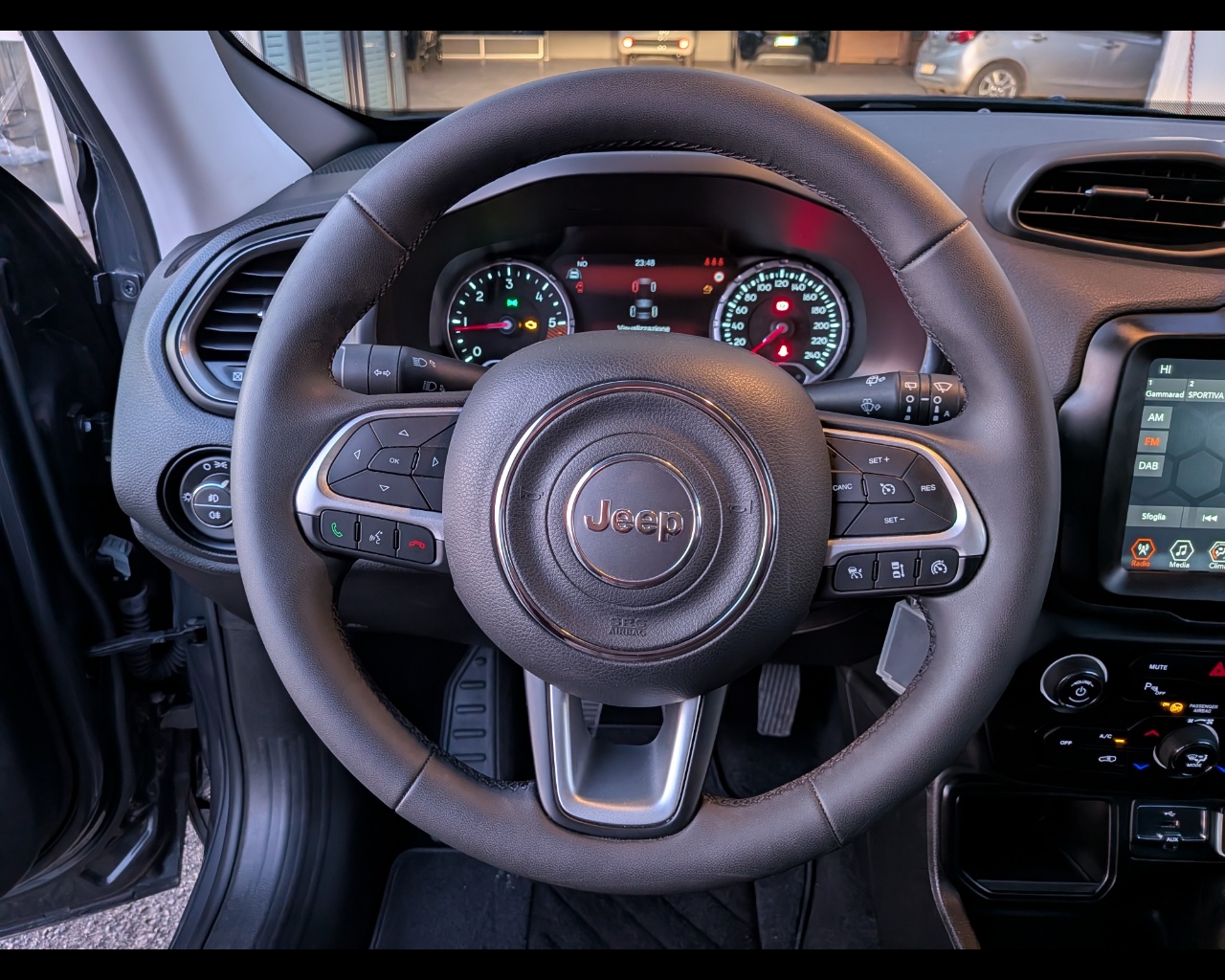 Foto JEEP Renegade 1.6 mjt Limited 2wd 130cv