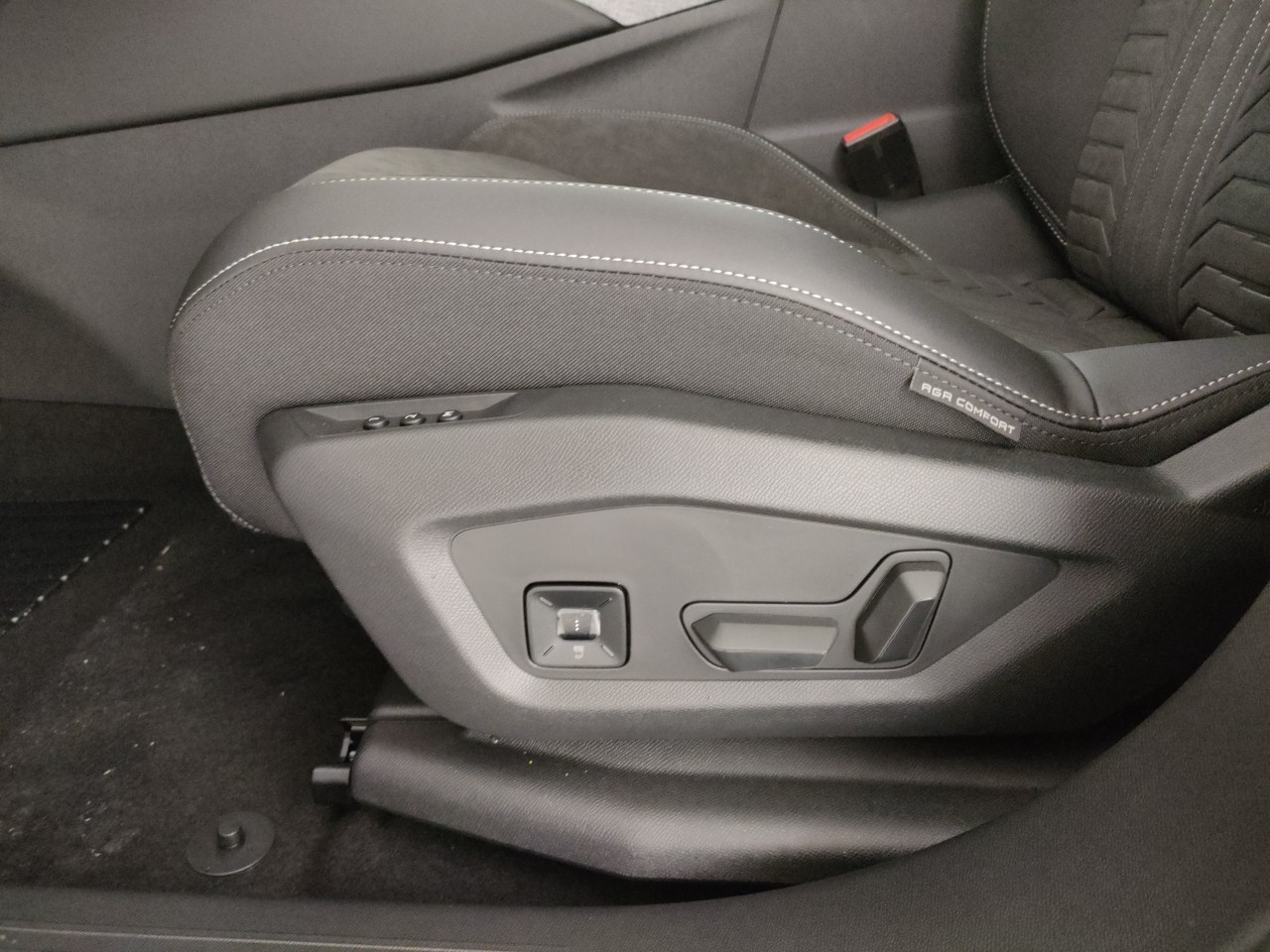 Peugeot 3008 Nuovo Elettrico 3008 Porto Mantovano