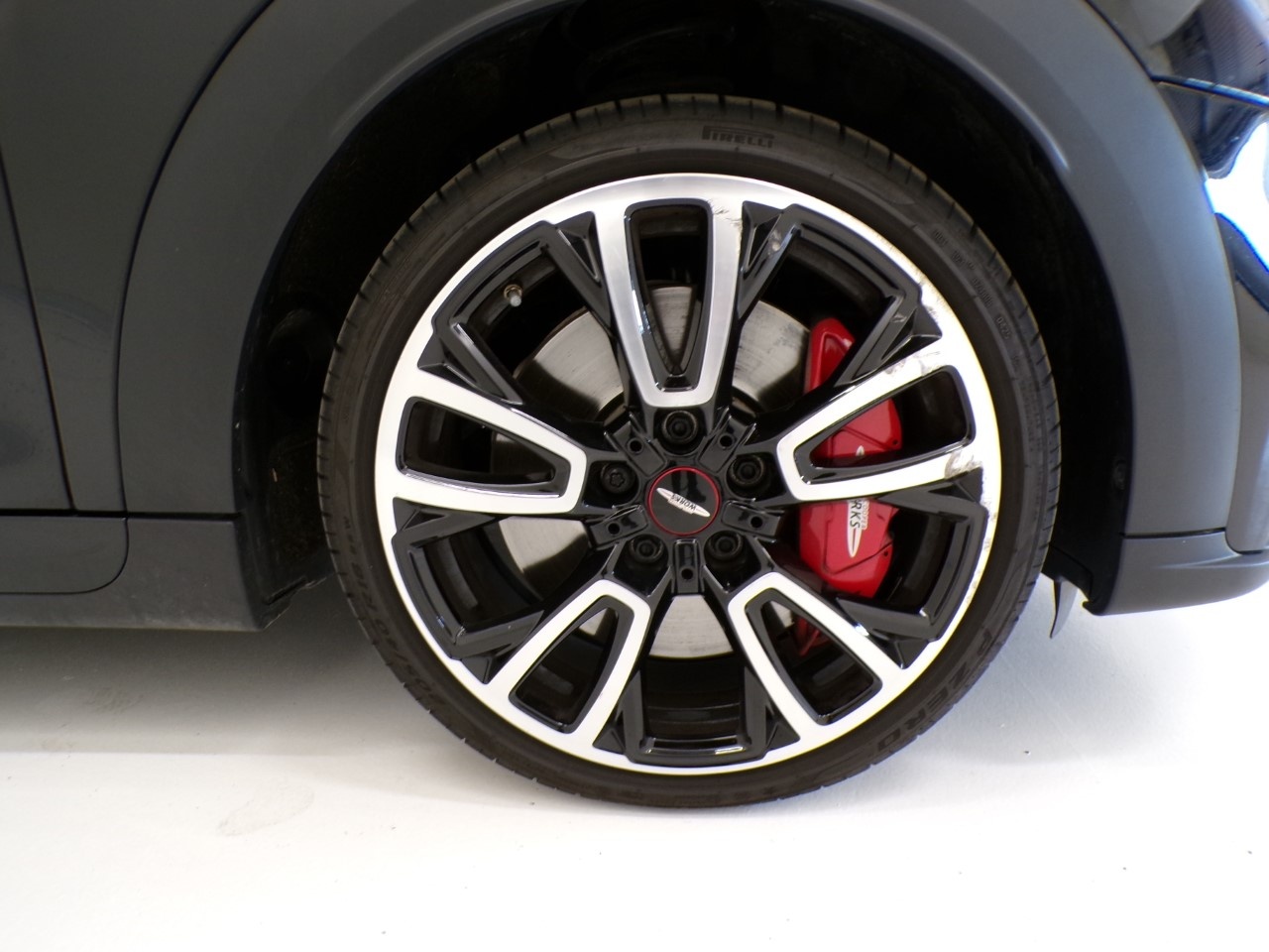 Mini Mini Mini 3p 2.0 JCW Essential auto - 4