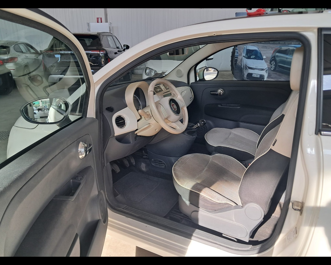 Foto FIAT 500 1.2 Lounge 69cv E6