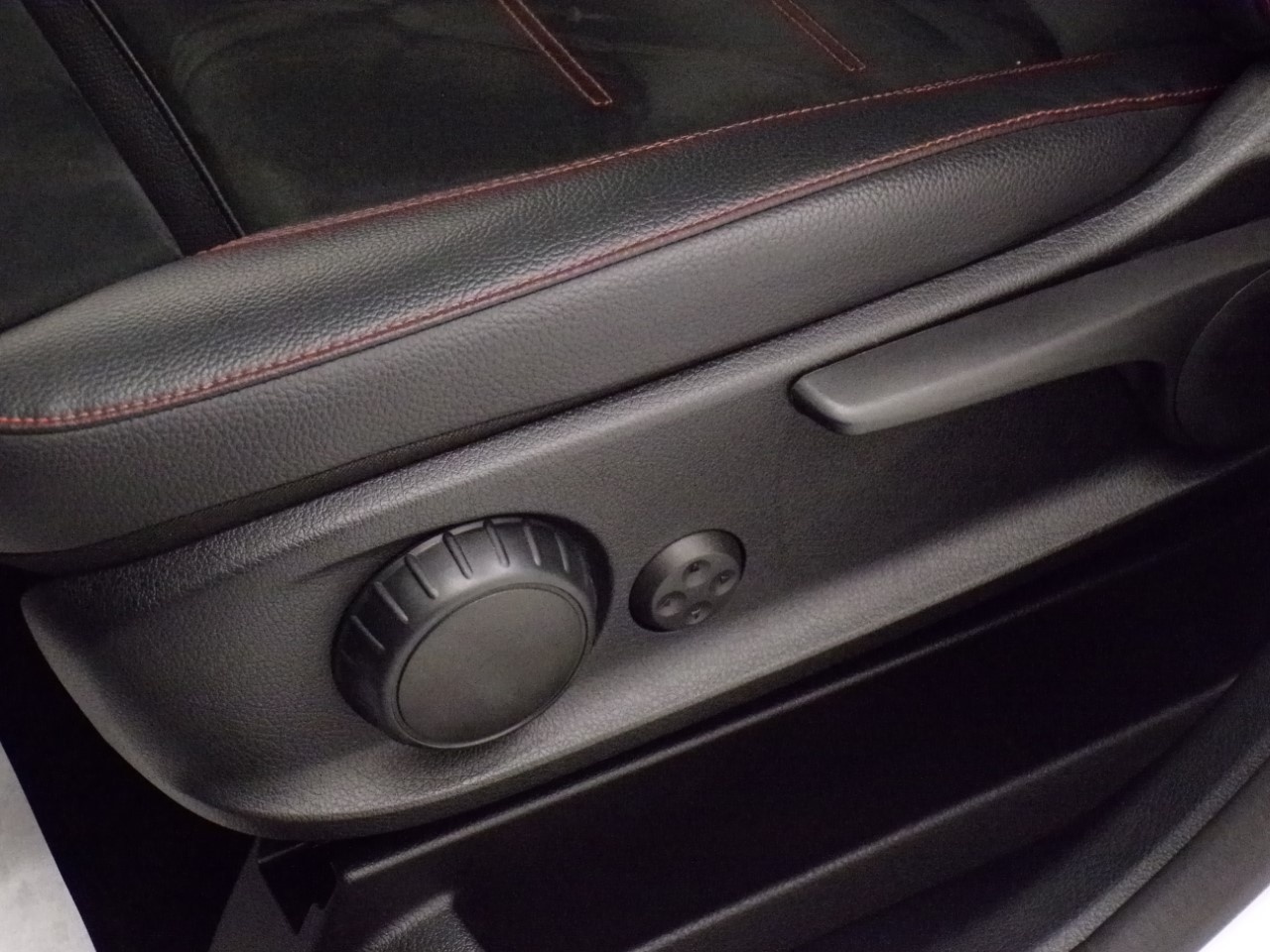 Mercedes GLB GLB 200 D Premium 4Matic 8G-DCT - 14