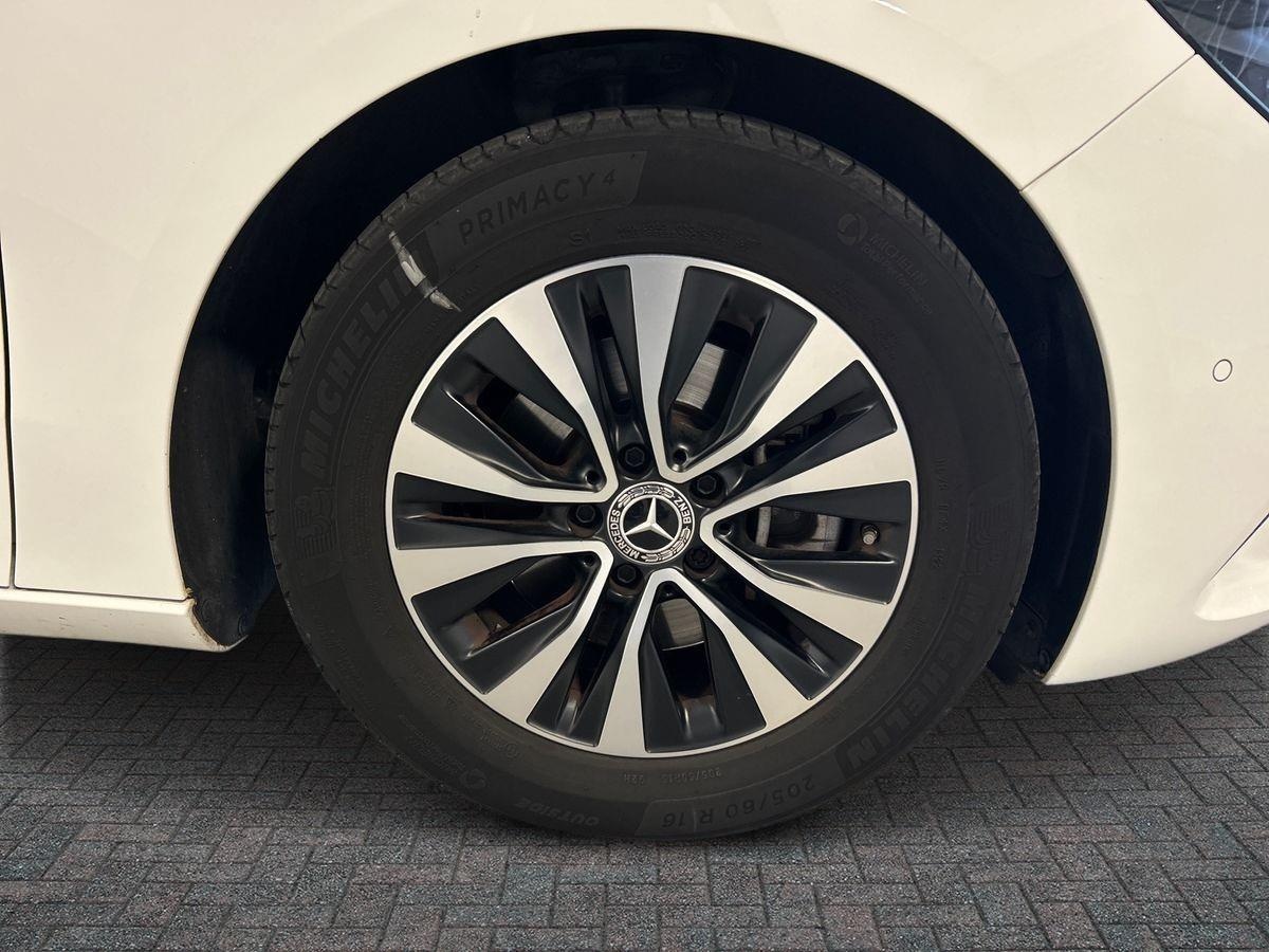 Mercedes Classe B Classe B 200 D Sport 8G-DCT - 17