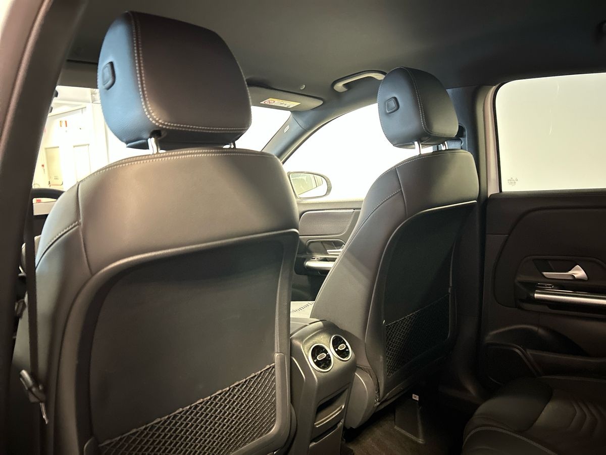 Mercedes GLA GLA 180 D Sport Plus 8G-DCT - 18