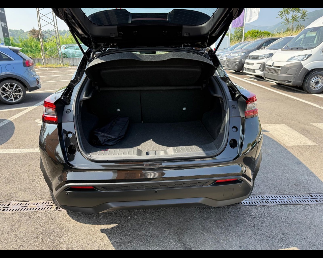 Foto NISSAN Juke 1.6 hev N-Connecta