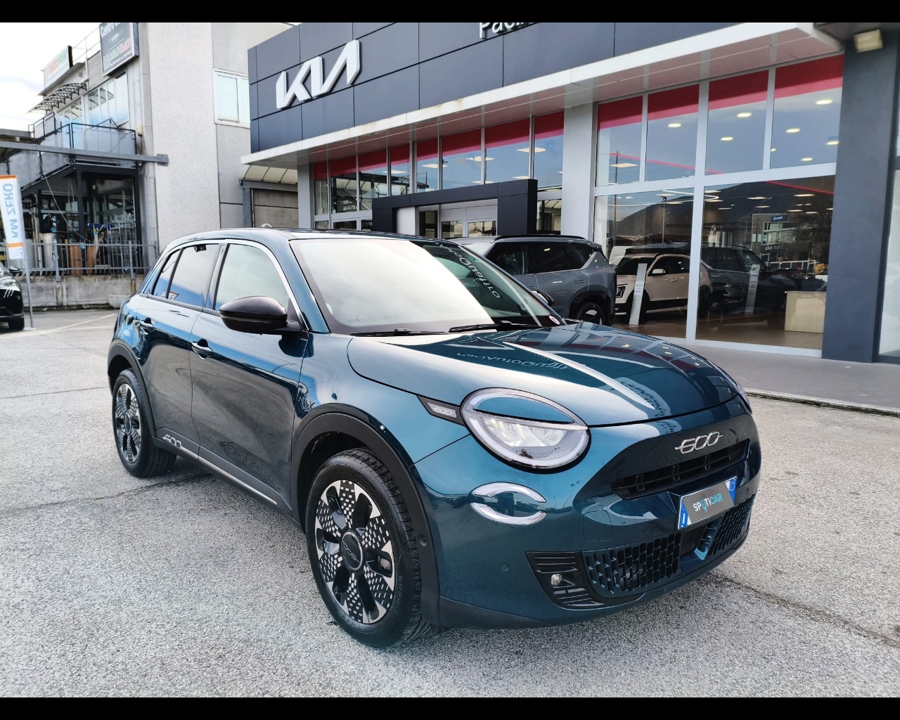 Foto FIAT 600 1.2 hybrid La Prima 110cv auto