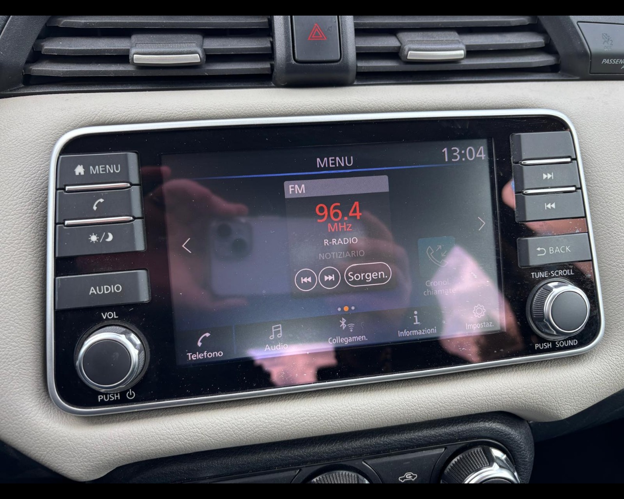 Foto NISSAN Micra 1.0 ig-t Eco Acenta 92cv