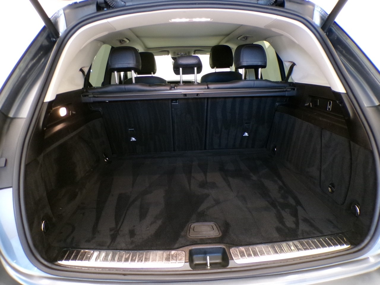 Mercedes GLE GLE SUV 300 D Premium 4Matic 9G-Tronic Plus - 9