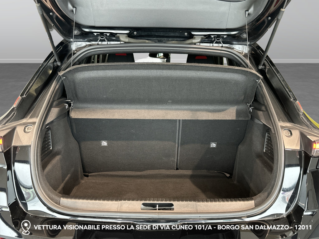 Panoramica 6° Immagine Veicolo