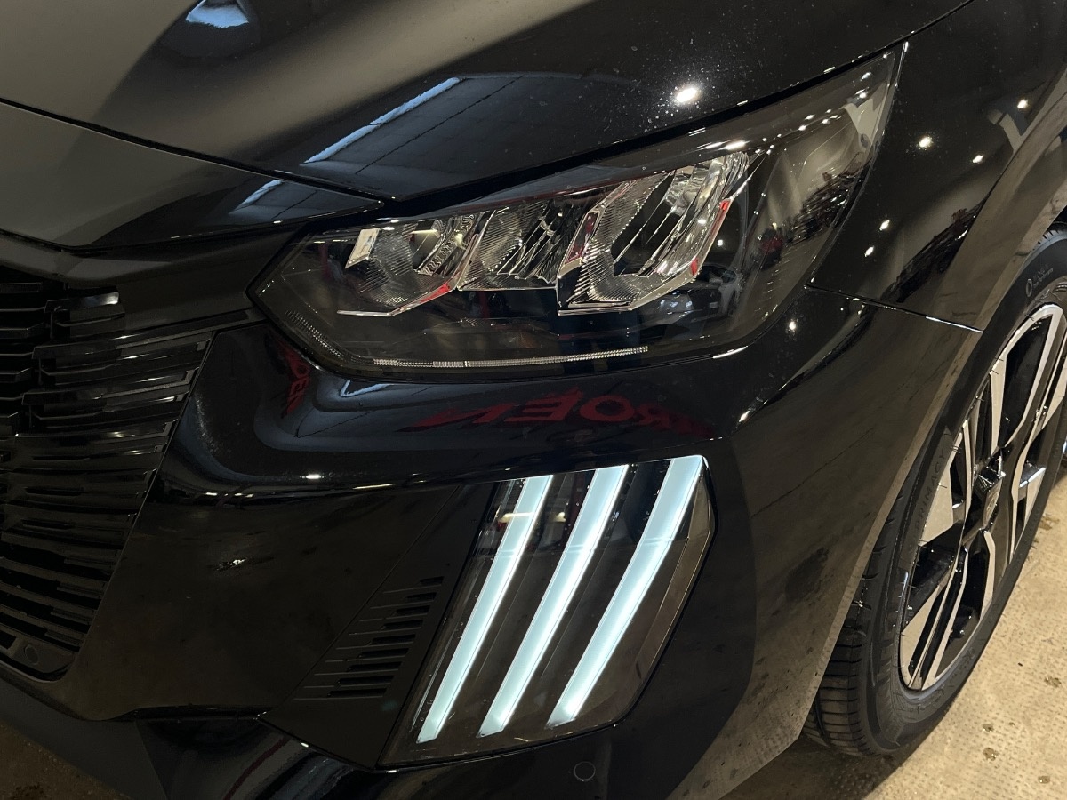 Peugeot 208 Nuovo Benzina 208 Verona