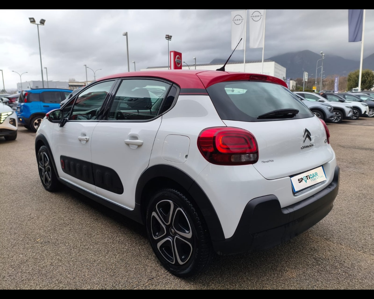 Foto CITROEN C3 1.2 puretech Shine 82cv
