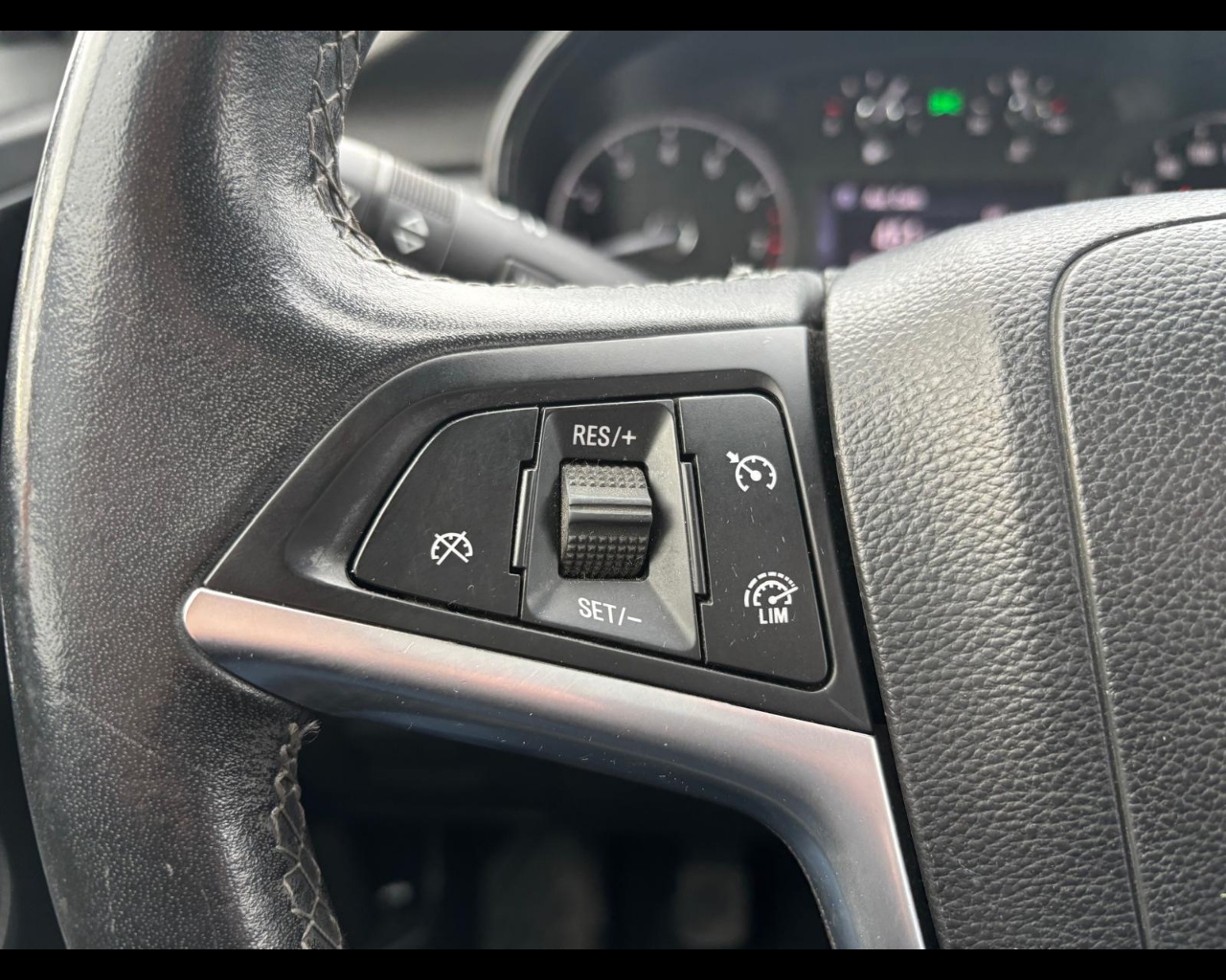 Foto OPEL Mokka X 1.4 t Vision Gpl-tech 4x2 140cv