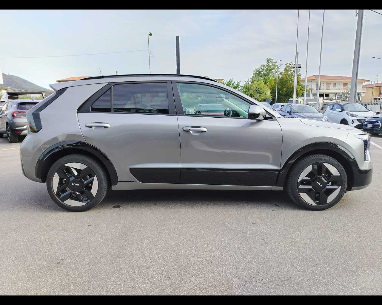 Kia Niro Nuovo Ibrido benzina Niro Este