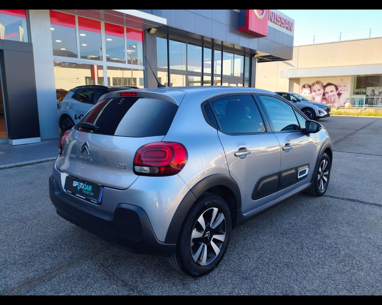 Foto CITROEN C3 1.2 puretech Max s&s 110cv eat6