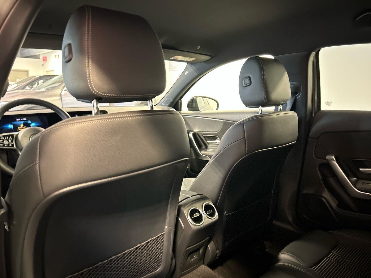 Mercedes Classe A Classe A 180 D Sport Night edition 8G-DCT - 18
