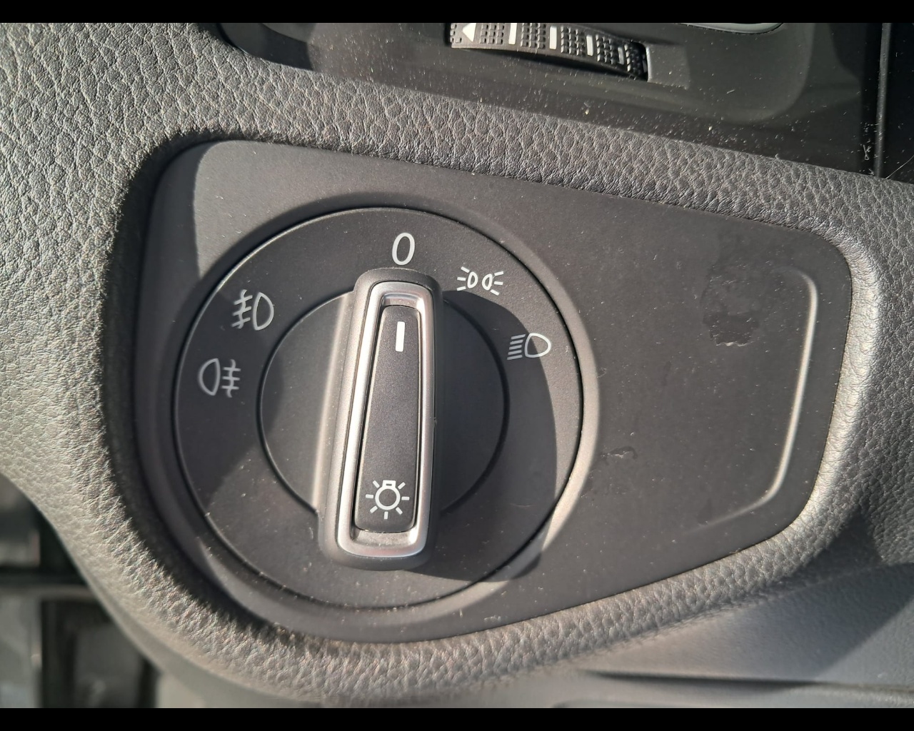 Foto VOLKSWAGEN Golf 5p 1.5 tgi Executive 130cv dsg