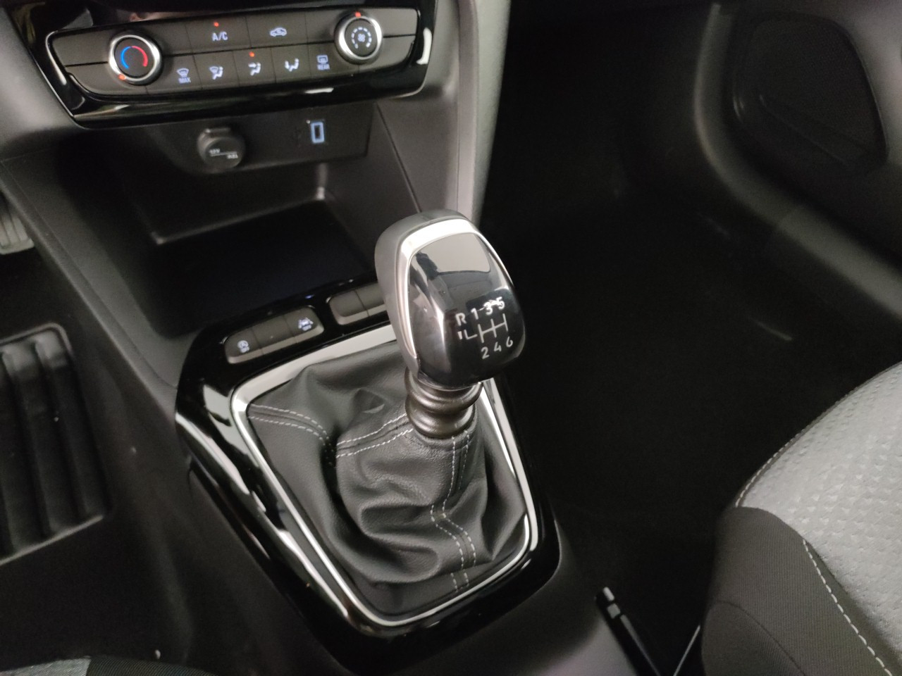 Opel Corsa Nuovo Benzina Corsa Porto Mantovano