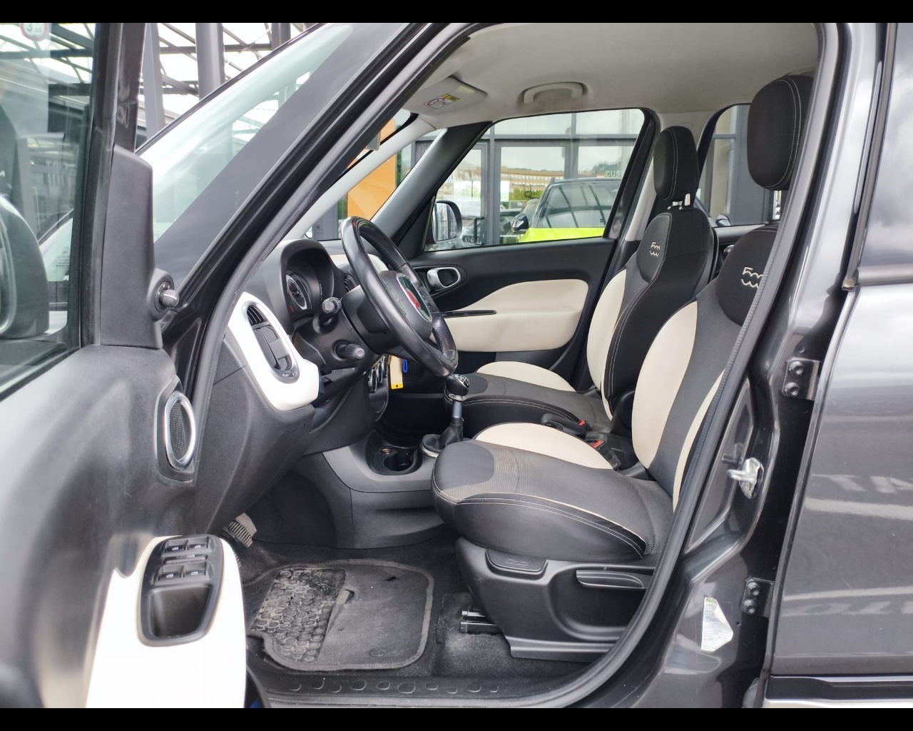 Foto FIAT 500L 1.6 mjt Trekking 120cv E6 (leggere descrizione)