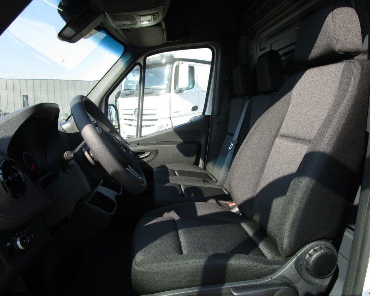Mercedes eSprinter e-Sprinter Furgone Traz. Ant. - 7