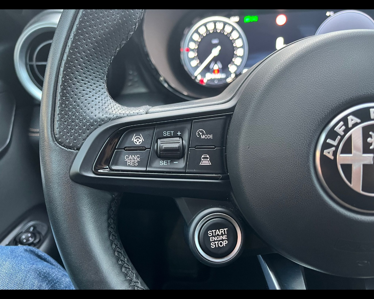 Foto ALFA ROMEO Tonale 1.6 Sprint 130cv tct6