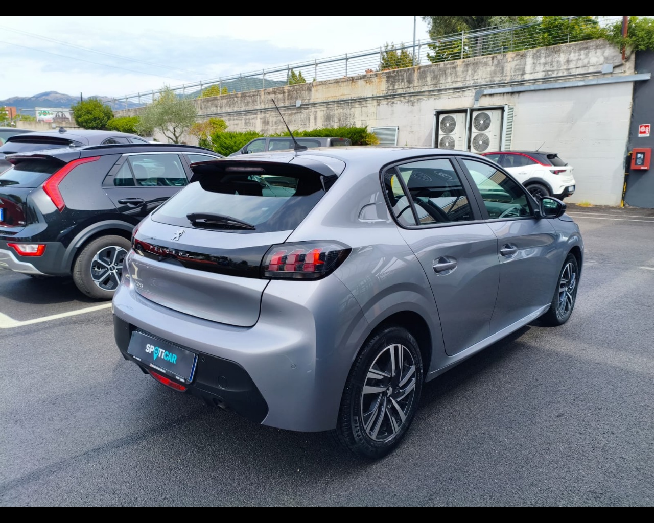 Foto PEUGEOT 208 1.2 puretech Active Pack s&s 75cv