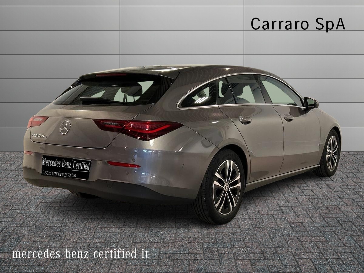 Mercedes CLA Shooting Brake CLA Shooting Brake 180 D Advanced 8G-DCT - 2