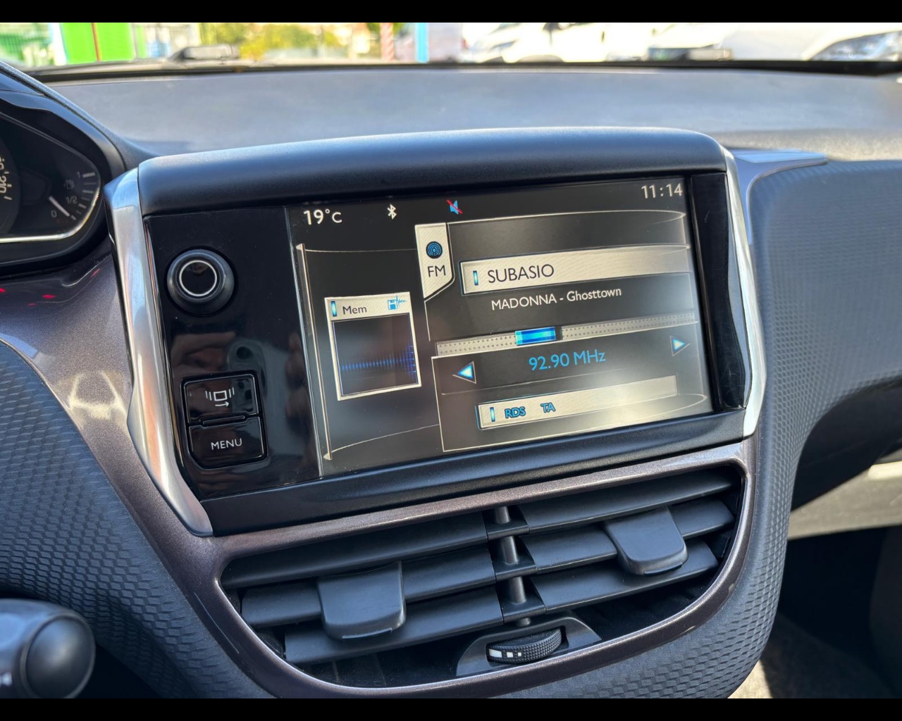 Foto PEUGEOT 2008 1.2 puretech (vti) 12v Allure 82cv