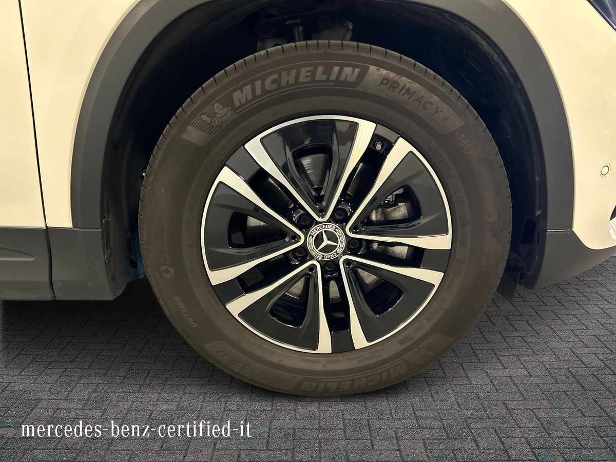 Mercedes GLA GLA 180 D Advanced 8G-DCT - 17