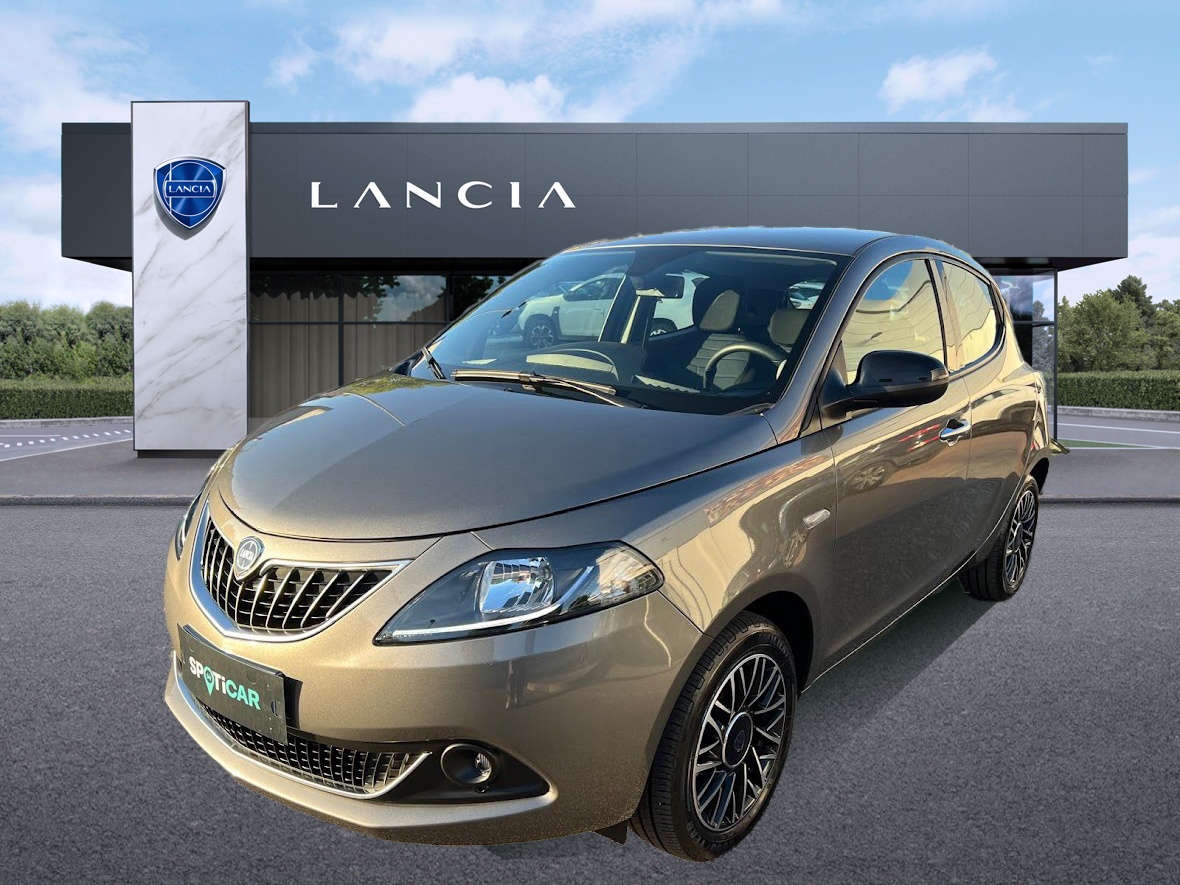 LANCIA Ypsilon Ypsilon 1.0 firefly hybrid Silver Plus s&s 70cv Ibrido benzina Usato