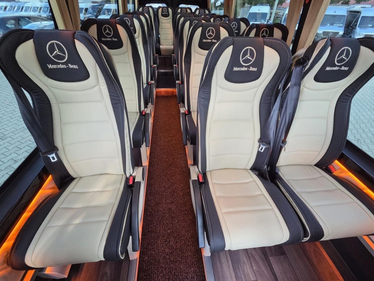 Mercedes Sprinter Sprinter Minibus 19+1+1 posti - 6